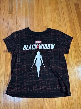 Marvel Black Widow Tee Juniors Small Graphic Shirt